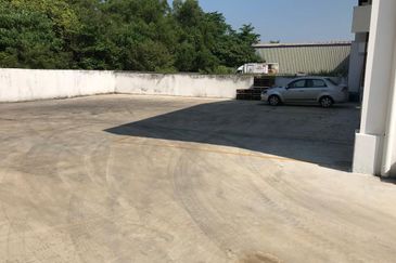 Factory Warehouse Kawasan Perindustrian Sri Rapat Ipoh 