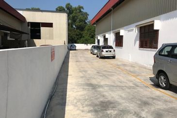 Factory Warehouse Kawasan Perindustrian Sri Rapat Ipoh 