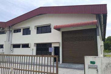 Factory Warehouse Kawasan Perindustrian Sri Rapat Ipoh 
