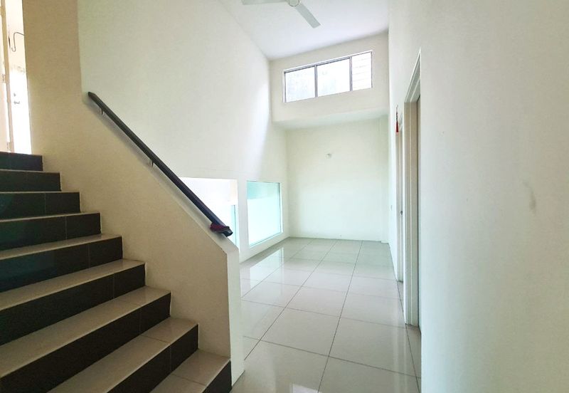 PANORAMA LAPANGAN KINARA