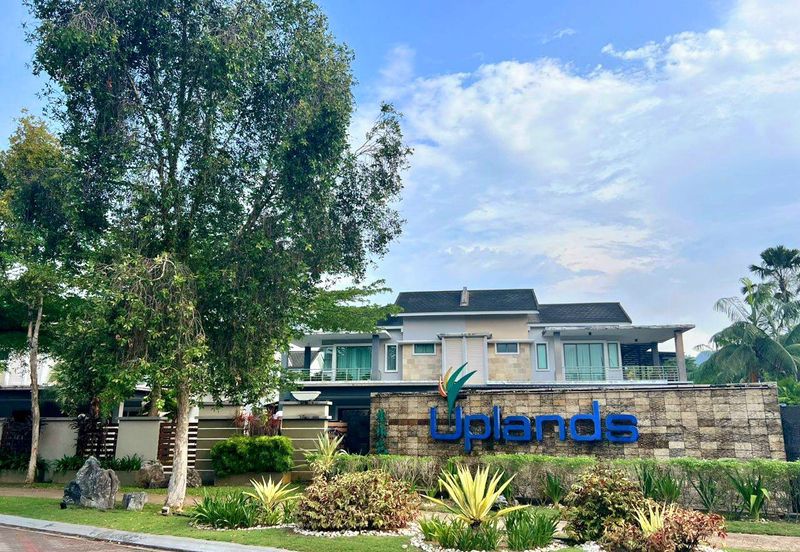 Bandar Baru Tambun Double Storey Semi-D Corner House for Sale 