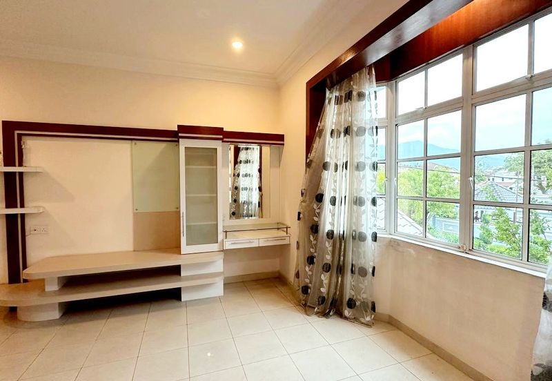 Bandar Baru Sri Klebang Double Storey Bungalow Corner Unit for Sale 
