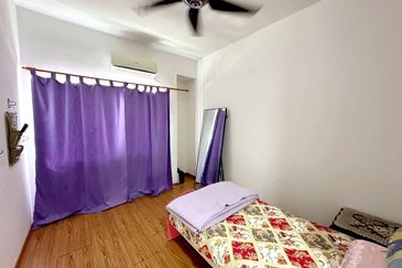 Lahat Mines Double Storey Superlink Terrace House for Sale 