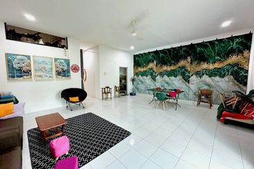 Lahat Mines Double Storey Superlink Terrace House for Sale 