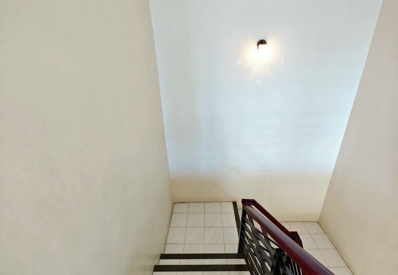 Pasir Pinji Double Storey Semi-D Corner House for Sale 