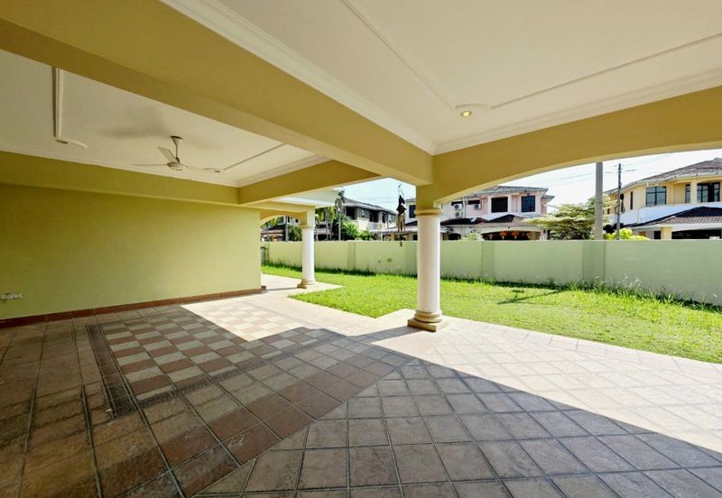 Pasir Pinji Double Storey Semi-D Corner House for Sale 