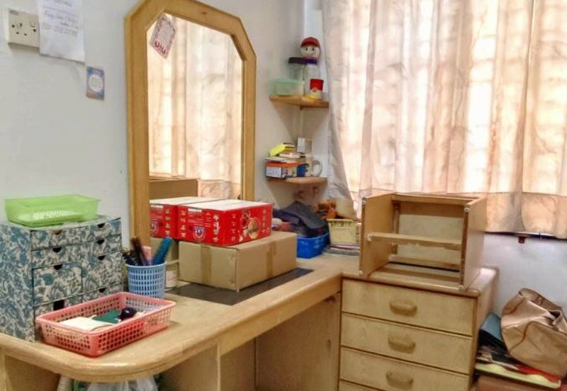 Bercham Double Storey Corner House With Big Land for Sale 