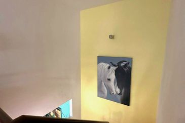 Lahat Mines Double Storey Superlink Intermediate Terrace House for Sale 