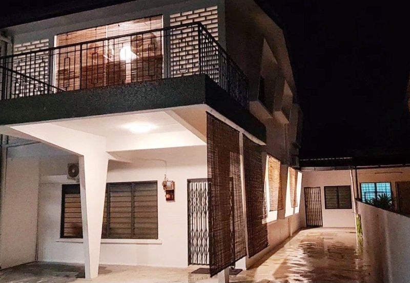 Taman Kampar, Kampar Road Double Storey Semi-D House for Sale 