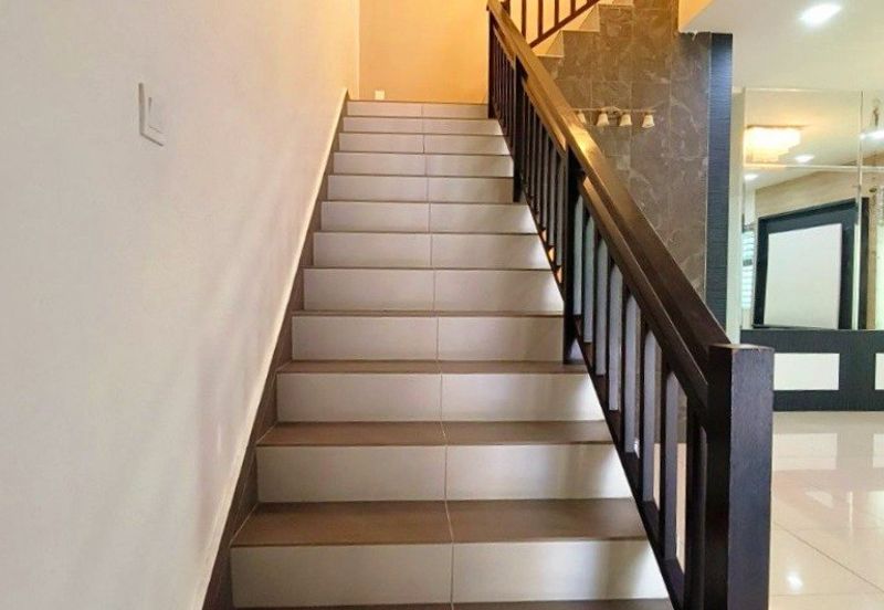 Meru Hills, Meru Double Storey Semi-D House for Sale 