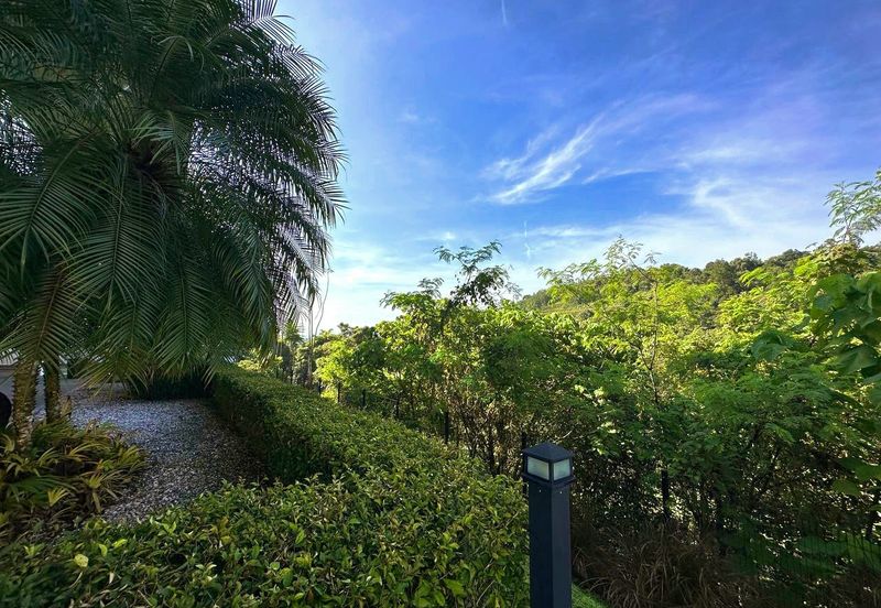 Meru Valley Golf Resort 2 Storey Bungalow with Basement for Sale 