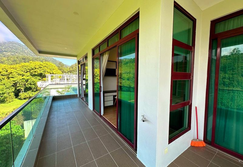 Meru Valley Golf Resort 2 Storey Bungalow with Basement for Sale 