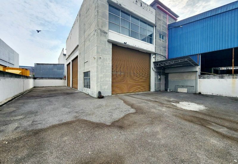 Klebang Indah Industrial Area 1.5 Storey Semi-D Factory for Rent 