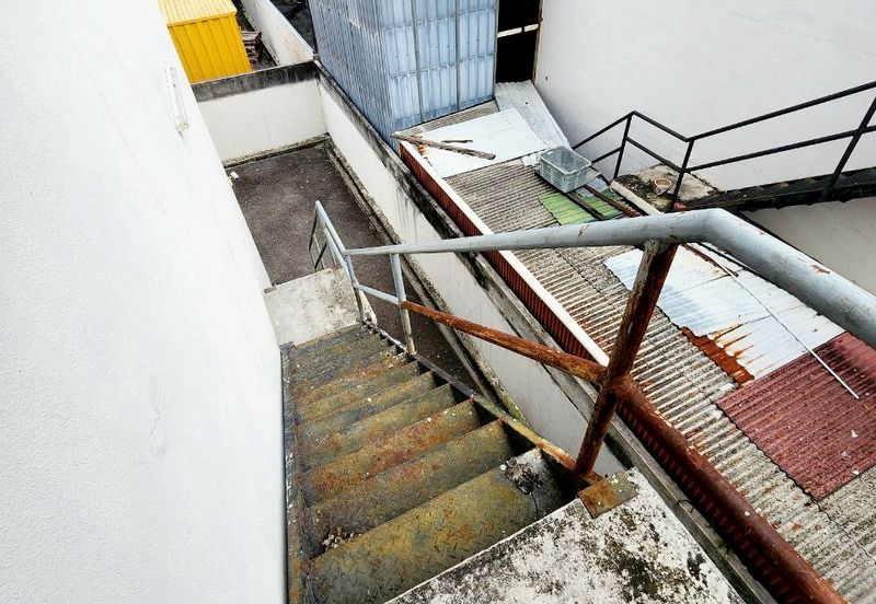 Klebang Indah Industrial Area 1.5 Storey Semi-D Factory for Rent 