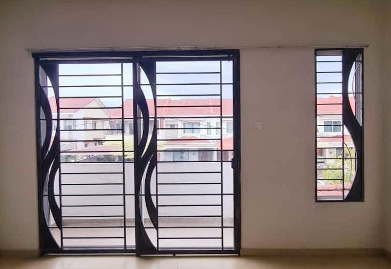Bougainvillea Bandar Seri Botani Double Storey Terrace House for Rent 