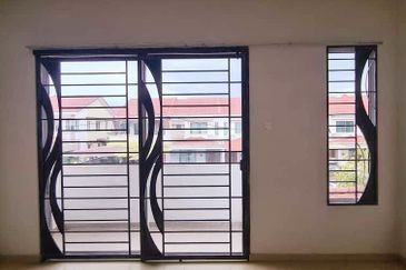 Bougainvillea Bandar Seri Botani Double Storey Terrace House for Rent 