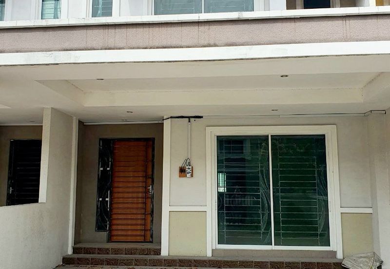 Bougainvillea Bandar Seri Botani Double Storey Terrace House for Rent 