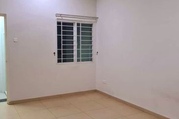 Bougainvillea Bandar Seri Botani Double Storey Terrace House for Rent 