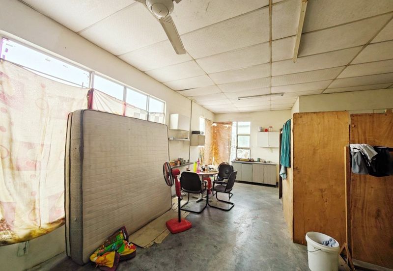 Perindustrian Klebang Bistari 1.5 Storey Semi-D Factory for Sale 