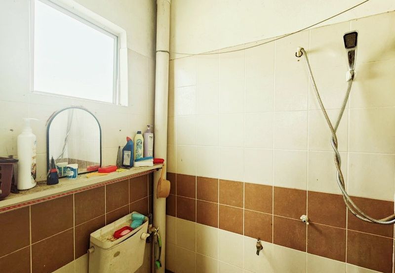 Perindustrian Klebang Bistari 1.5 Storey Semi-D Factory for Sale 