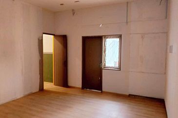 Tigerlane Renovated Double Storey Bungalow for Rent 