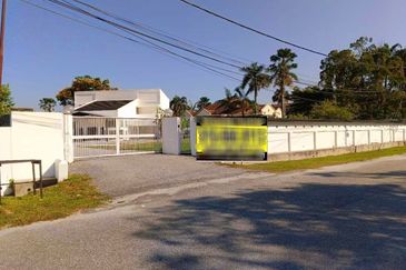 Tigerlane Renovated Double Storey Bungalow for Rent 