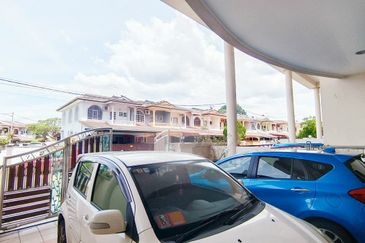 Ipoh Garden East 2.5 Storey Terrace House for Sale 