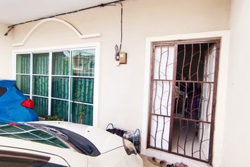 Ipoh Garden East 2.5 Storey Terrace House for Sale 