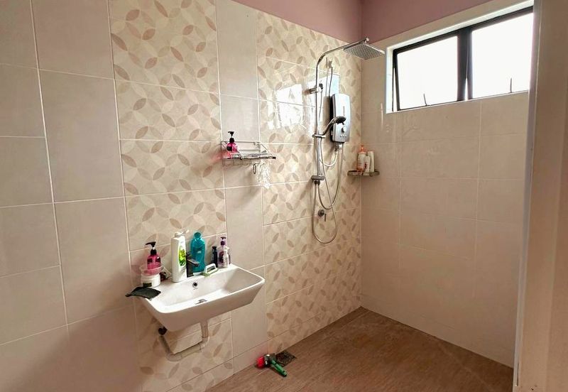 Ipoh South Precinct, Panorama Lapangan Perdana 3 Storey Semi-D House For Sale 