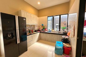 Ipoh South Precinct, Panorama Lapangan Perdana 3 Storey Semi-D House For Sale 