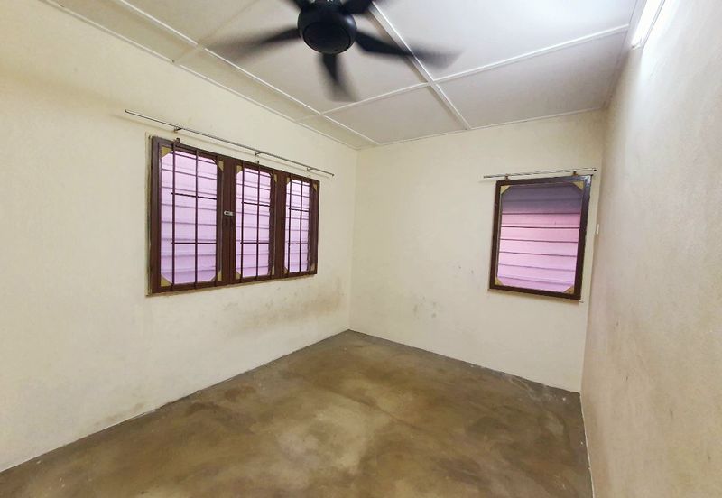 Menglembu Taman Bukit Kledang 2 Storey Terrace House Endlot For Sale 
