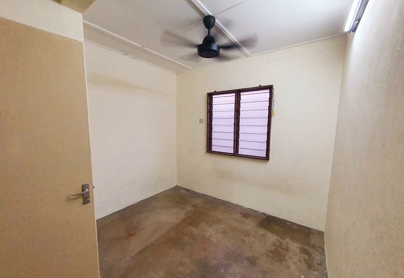 Menglembu Taman Bukit Kledang 2 Storey Terrace House Endlot For Sale 