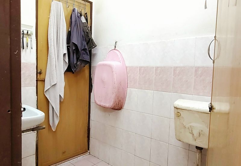 Falim Taman Mas 2.5 Storey Terrace House for Sale 