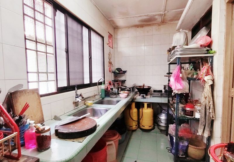 Falim Taman Mas 2.5 Storey Terrace House for Sale 