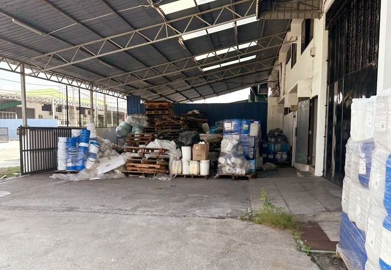 Kawasan Perindustrian Sri Rapat Semi-D Corner Factory For Rent 