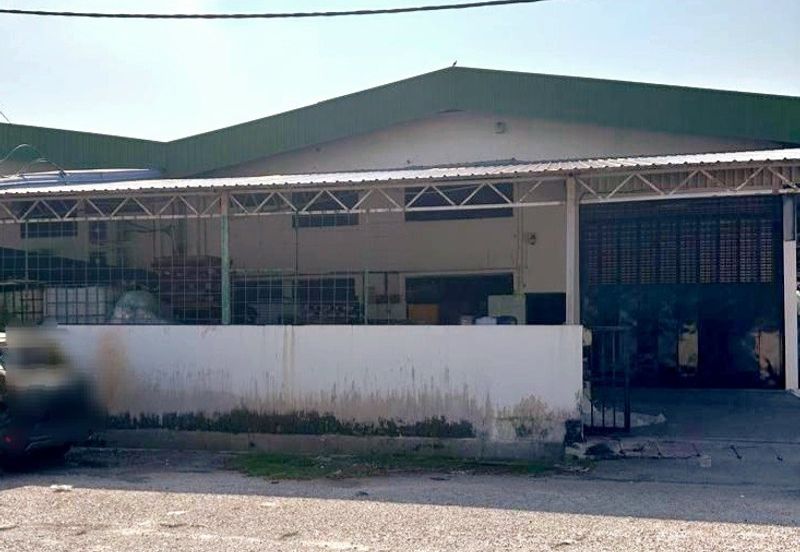 Kawasan Perindustrian Sri Rapat Semi-D Corner Factory For Rent 