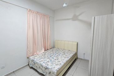 Residensi Kampung Parloh Apartment Middle Floor For Rent 