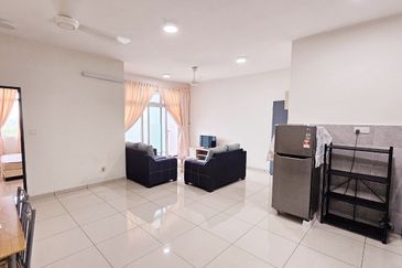 Residensi Kampung Parloh Apartment Middle Floor For Rent 