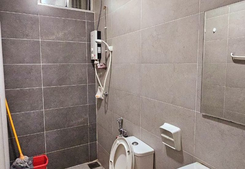 Residensi Kampung Parloh Apartment Middle Floor For Rent 