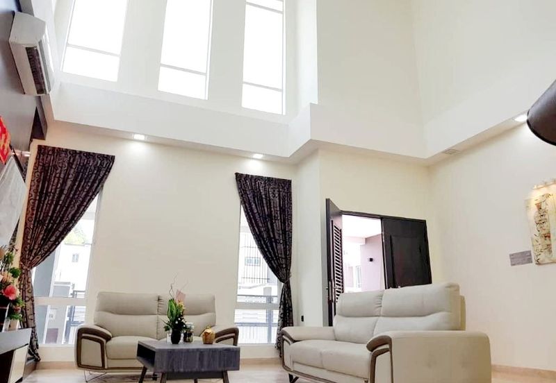 2.5 Storey Bungalow House for Sale Gunung Rapat