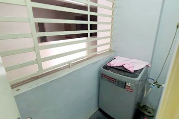 Pangsapuri Seri Tecoma