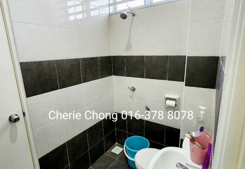 Manhattan Condominium