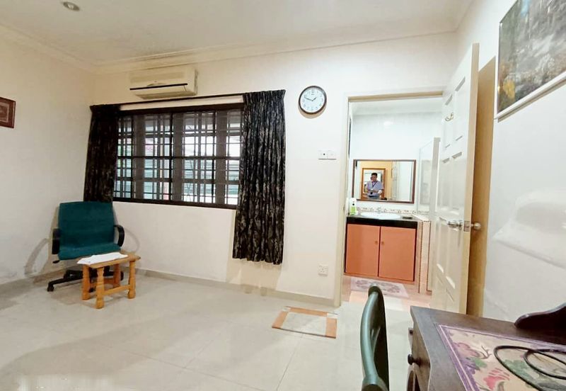 Taman Golf Single Storey Bungalow House For Sale 