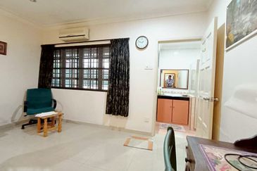 Taman Golf Single Storey Bungalow House For Sale 