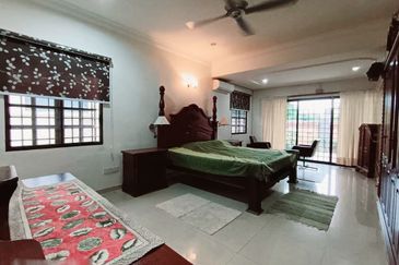 Taman Golf Single Storey Bungalow House For Sale 