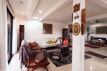 Taman Golf Single Storey Bungalow House For Sale 