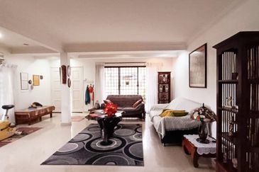 Taman Golf Single Storey Bungalow House For Sale 