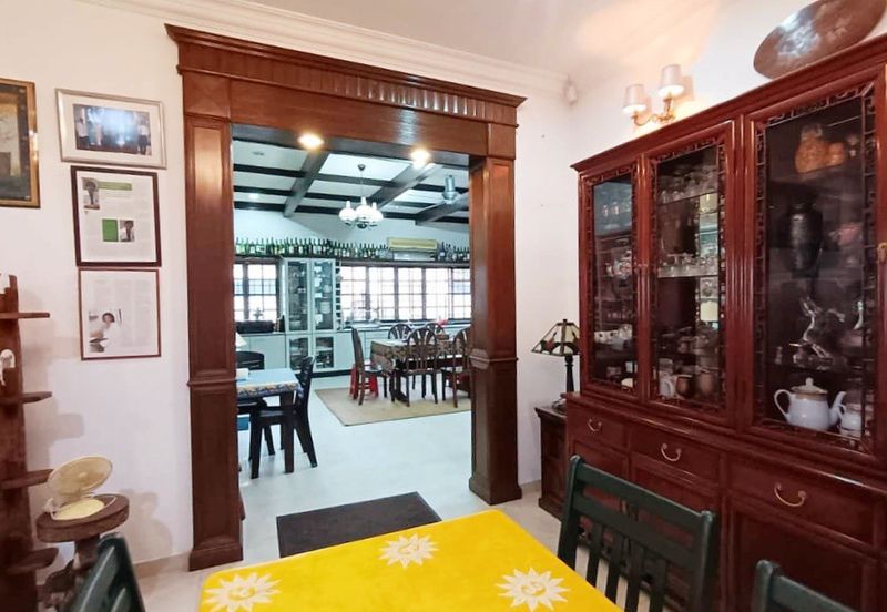 Taman Golf Single Storey Bungalow House For Sale 