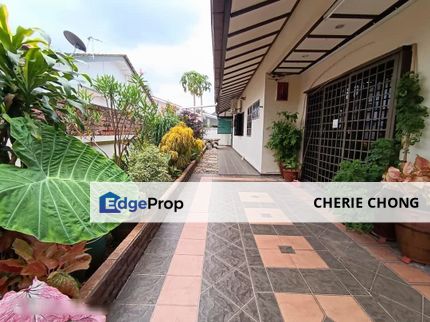 Taman Golf Single Storey Bungalow House For Sale , Perak, Ipoh