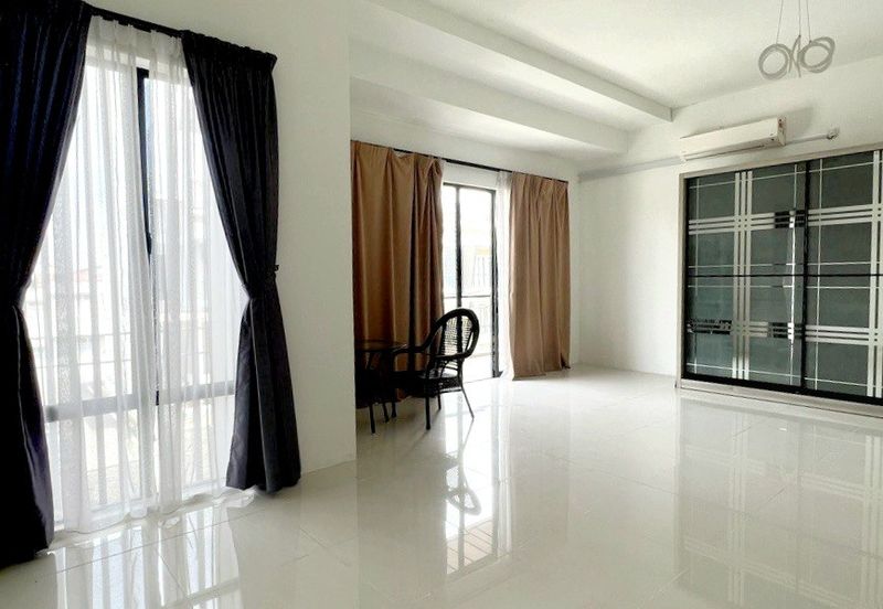 Panorama Lapangan Perdana